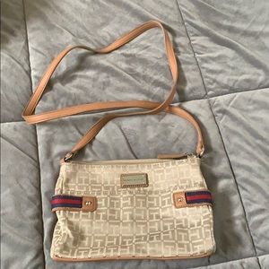 Tommy Hilfiger Crossbody Bag